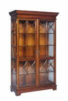 B43 Two door display case